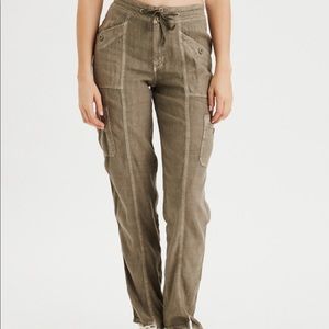 American Eagle Cargo Pants